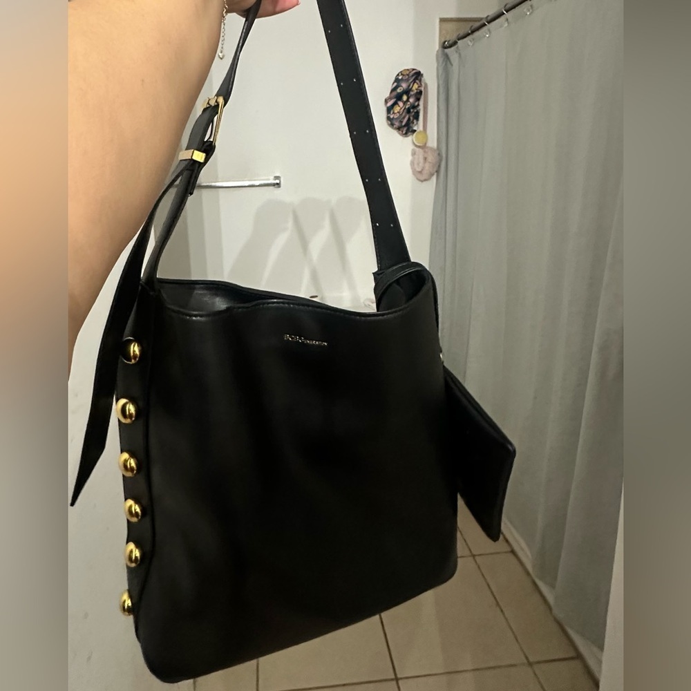 BCBGMaxAzria Black and Gold Shoulder Bag with Elegant Design - Picture 6 of 6